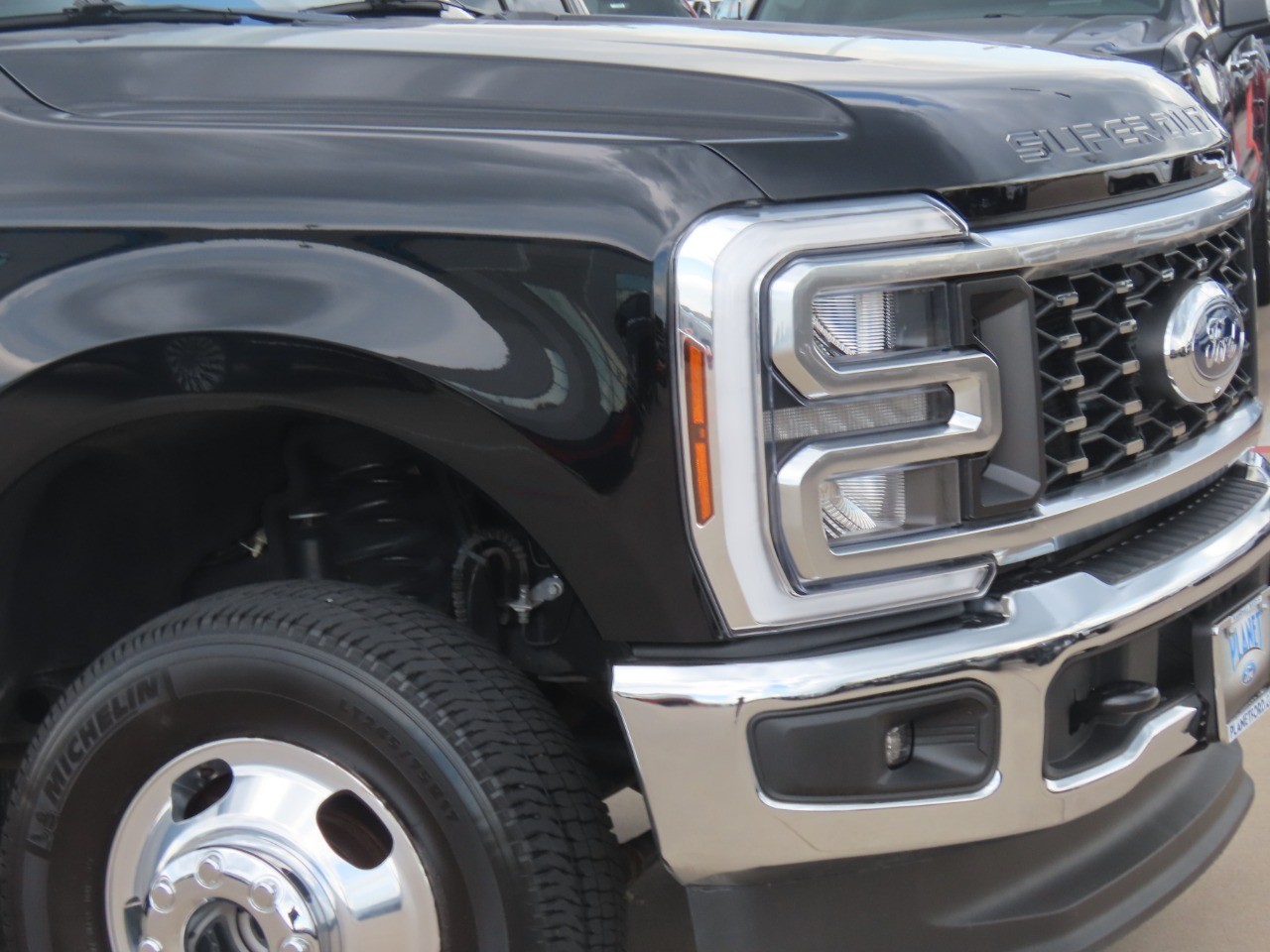 2025 Ford Super Duty F-350 DRW LARIAT Agate Black Metallic at Planet Ford