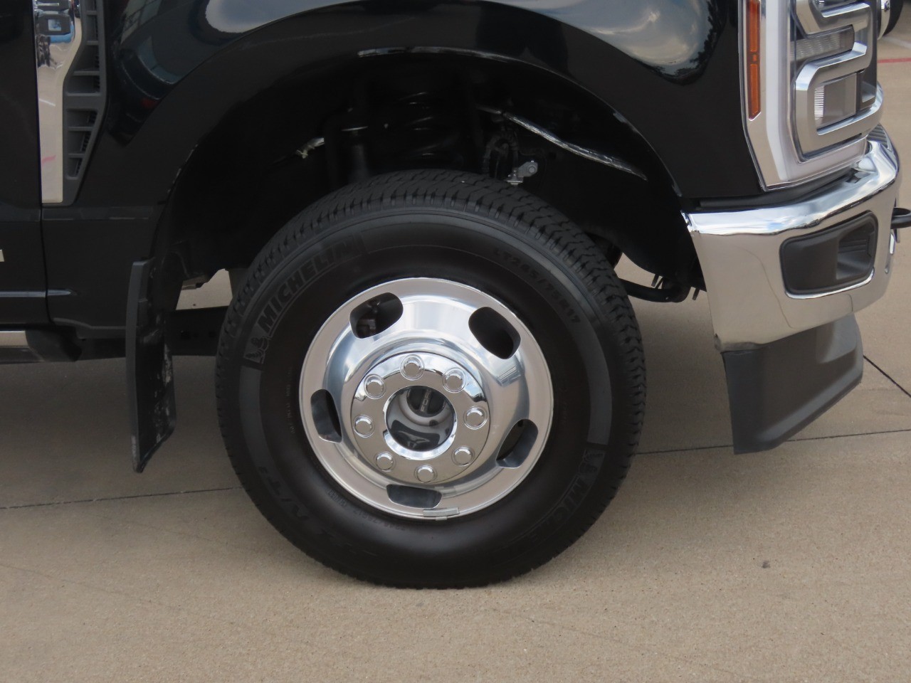 2025 Ford Super Duty F-350 DRW LARIAT Agate Black Metallic at Planet Ford