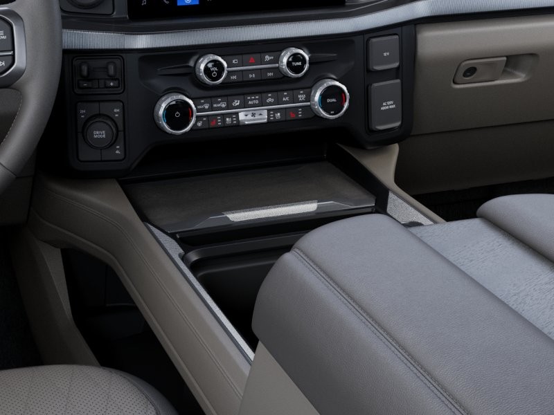 2027 Ford Super Duty F-450 DRW photo 17 of 24