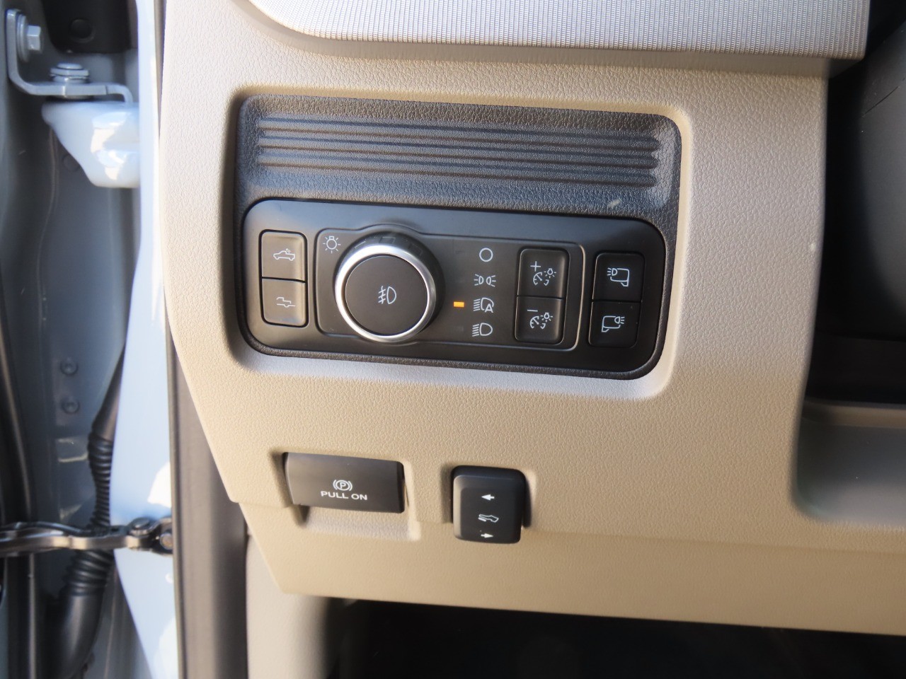 2026 Ford Super Duty F-450 DRW Platinum Glacier Gray Metallic Tri-Coat at Planet Ford