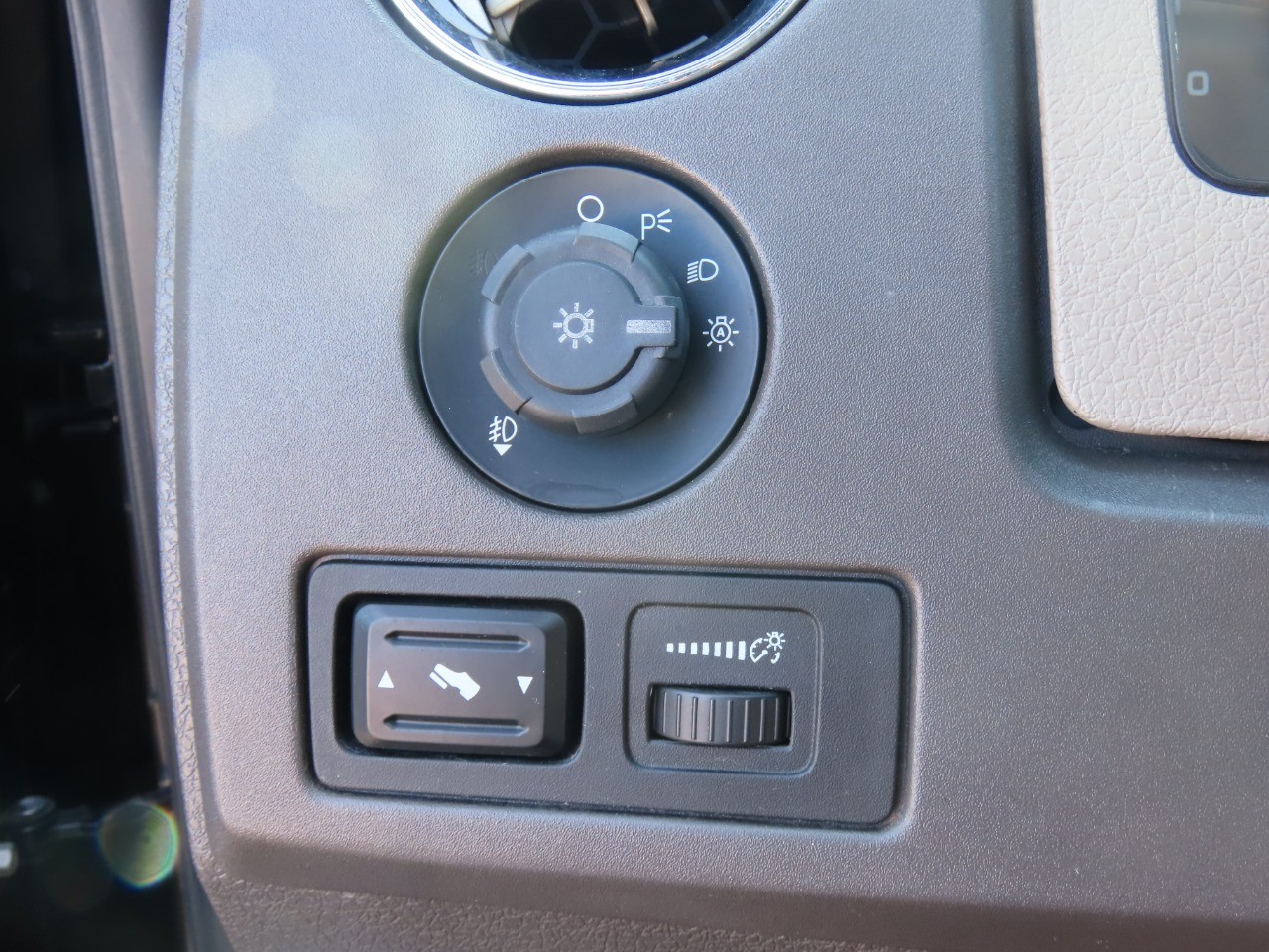 used 2010 Ford F-150 car, priced at $12,999