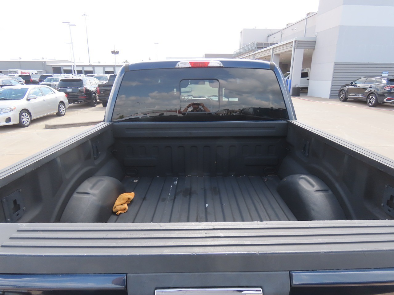 used 2015 Ford F-150 car, priced at $9,999