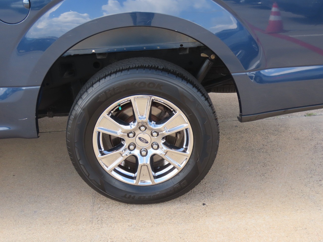used 2015 Ford F-150 car, priced at $9,999