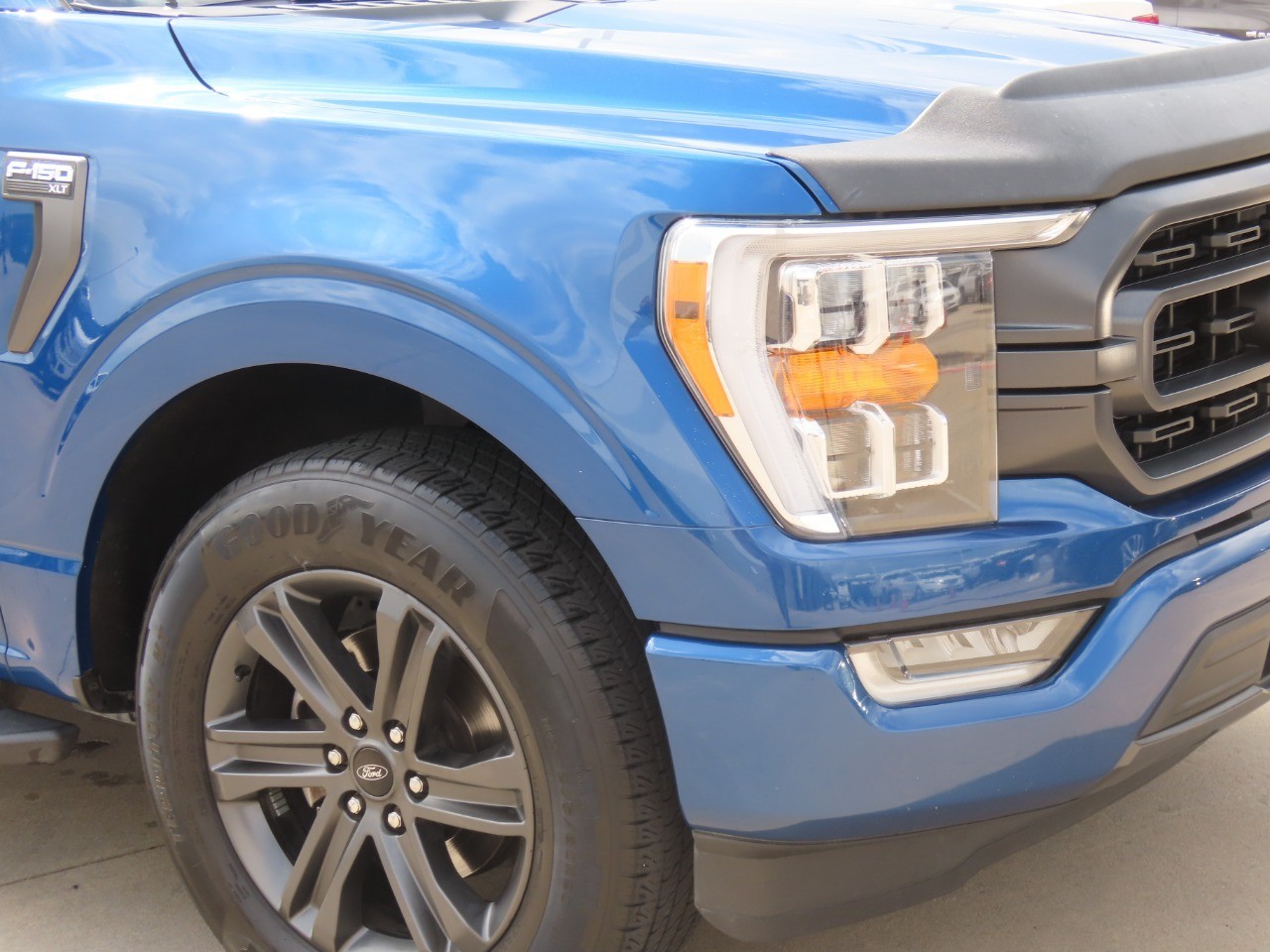 2023 Ford F-150 XLT Black at Planet Ford