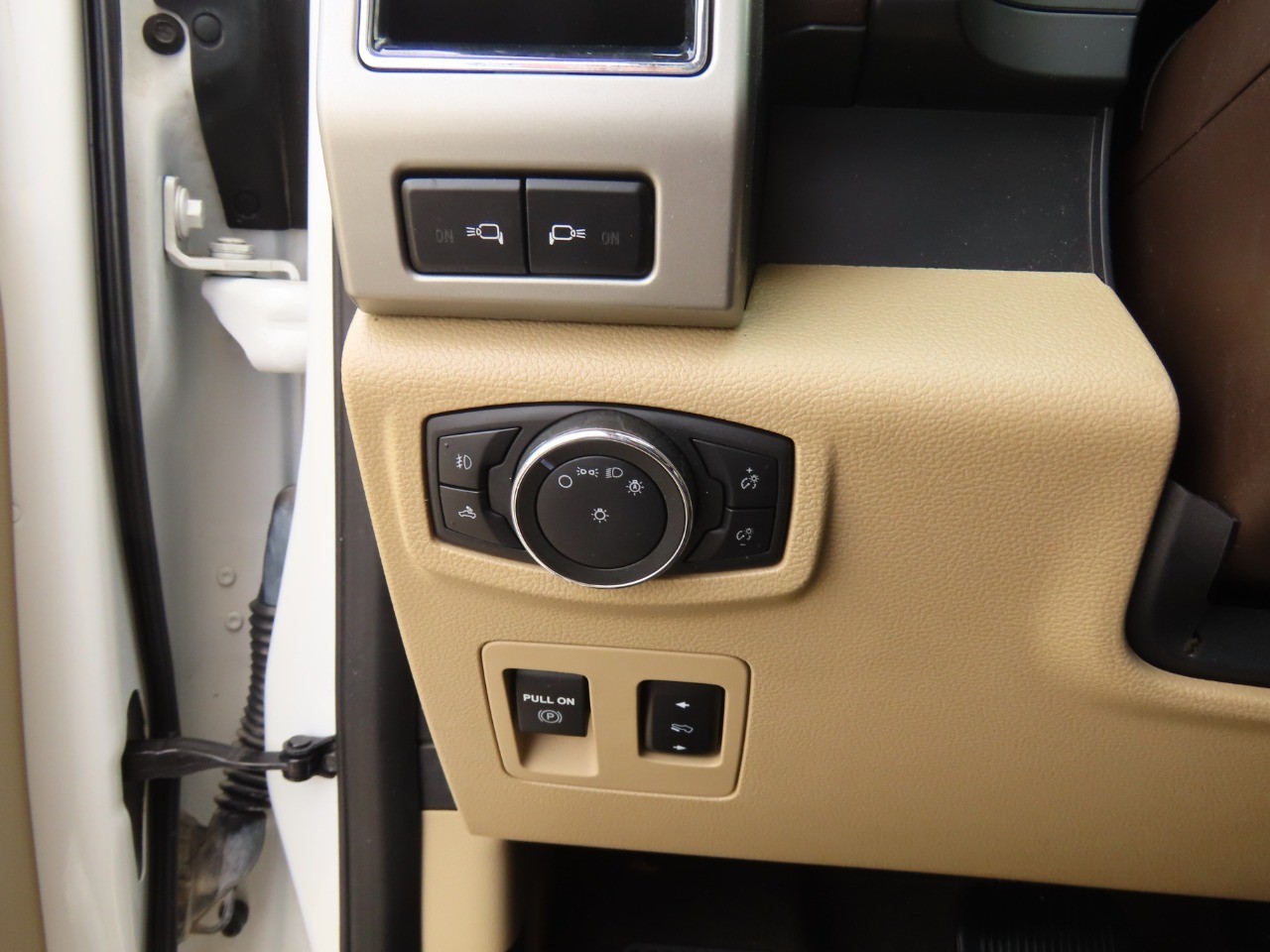 2020 Ford F-150 LARIAT Star White Metallic Tri-Coat at Planet Ford