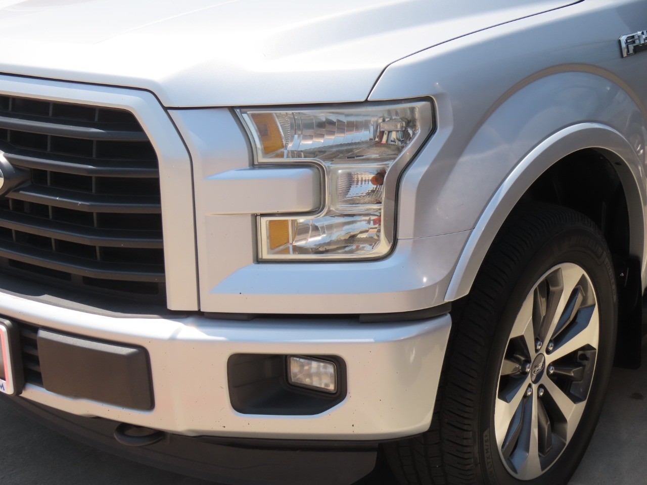 used 2016 Ford F-150 car, priced at $18,999