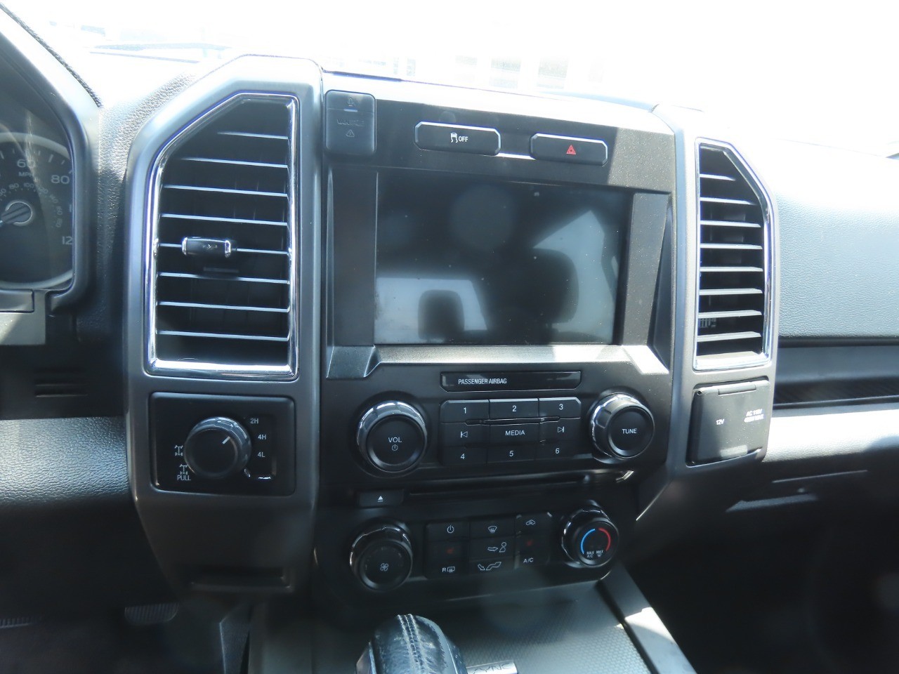 used 2016 Ford F-150 car, priced at $18,999