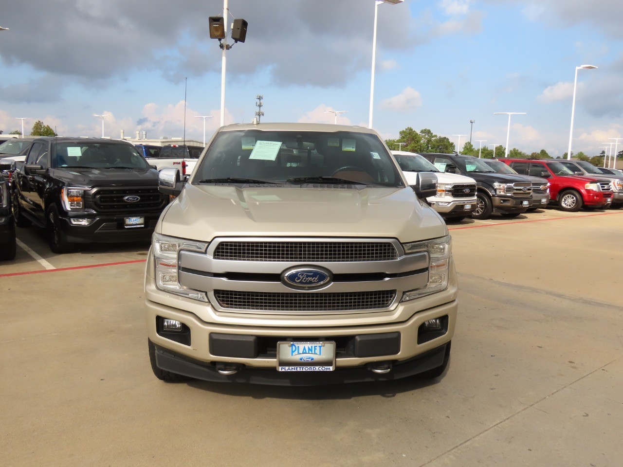 2018 Ford F-150 Platinum - 4