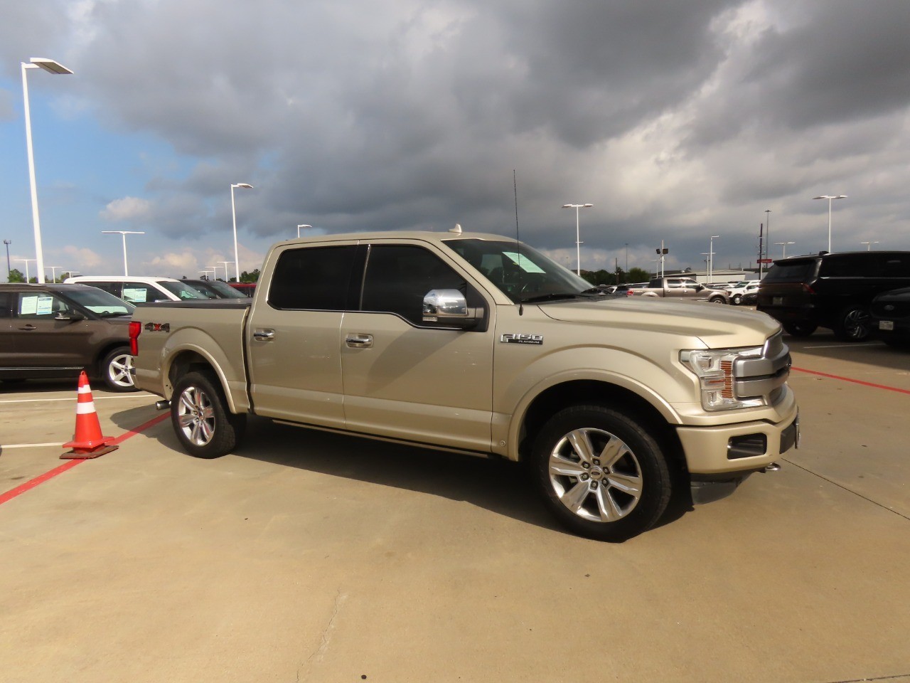 2018 Ford F-150 Platinum - 6