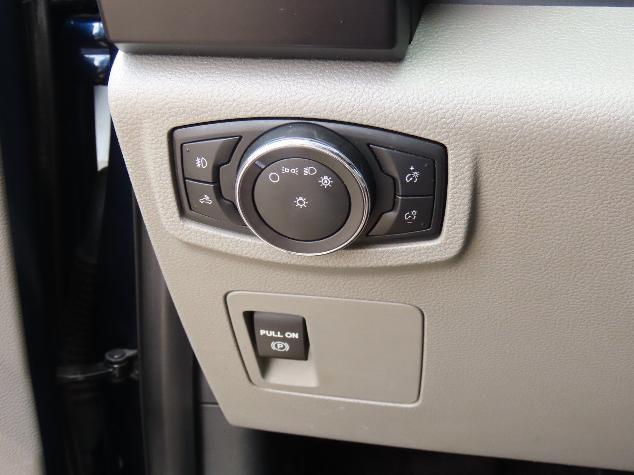 used 2018 Ford F-150 car