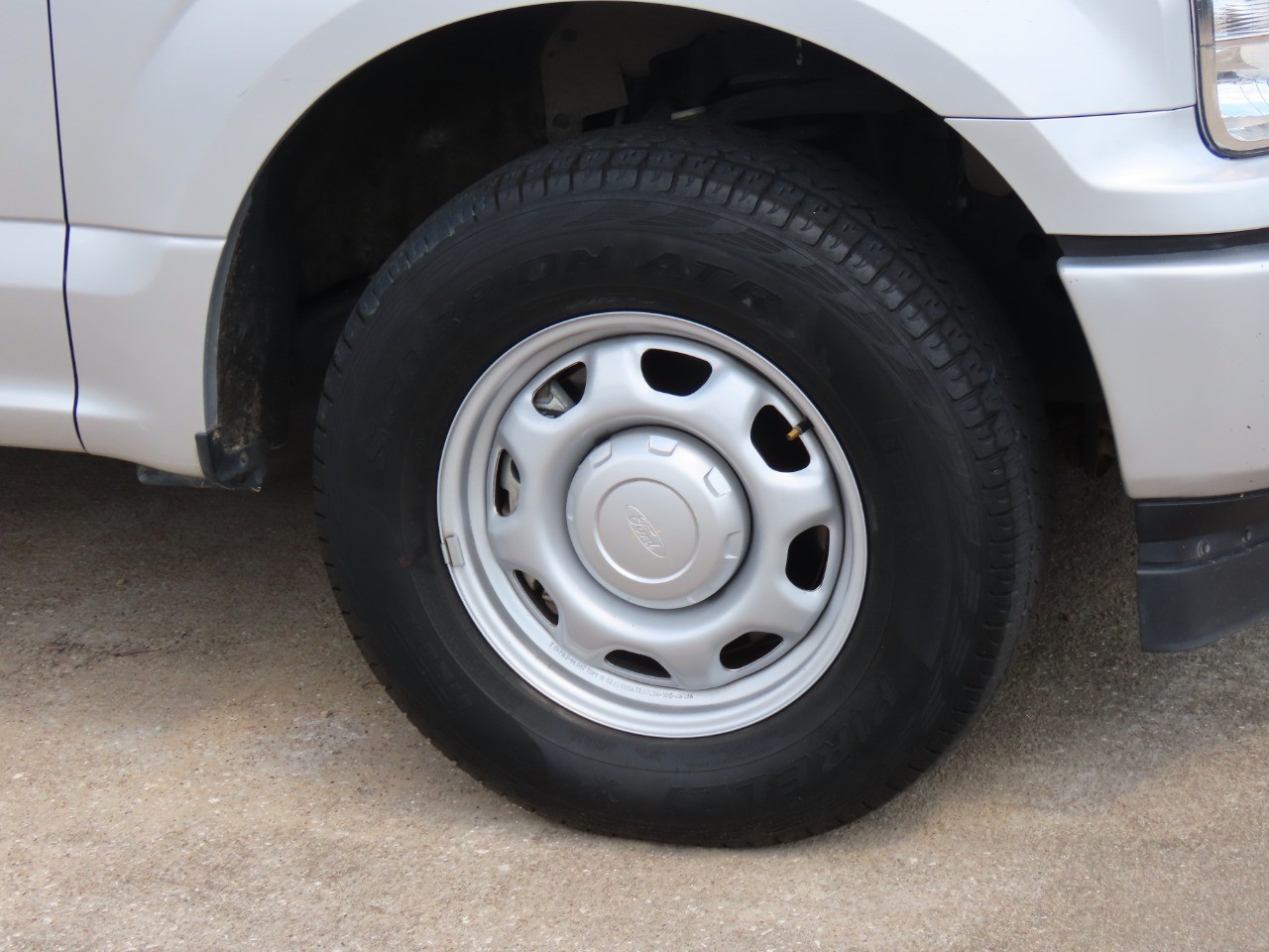 2018 Ford F-150 XL - 8