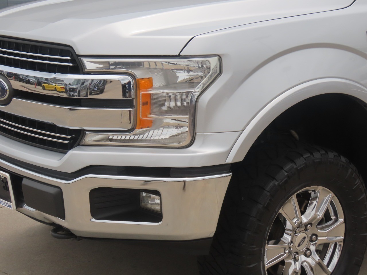 2019 Ford F-150 LARIAT - 2