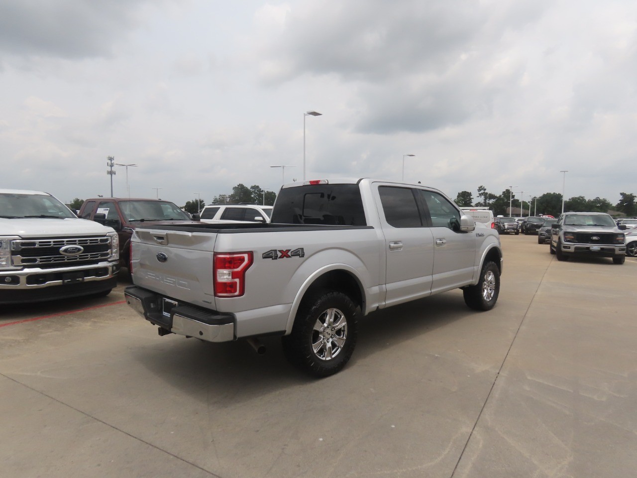 2019 Ford F-150 LARIAT - 10