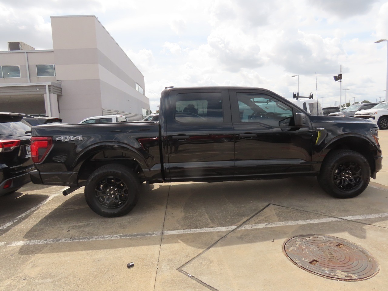 2025 Ford F-150 photo 10 of 29
