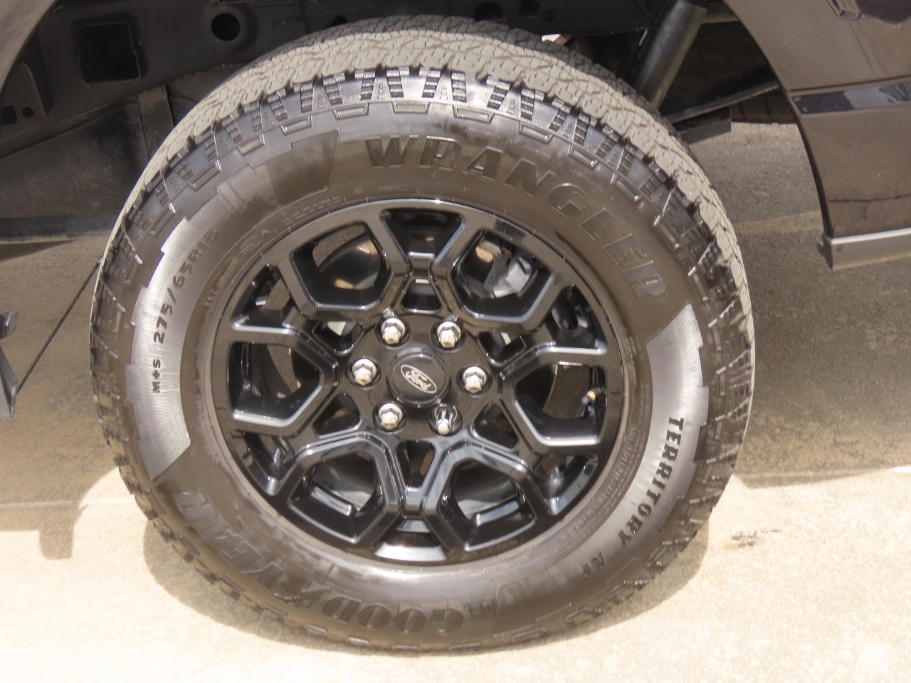 2025 Ford F-150 photo 16 of 29