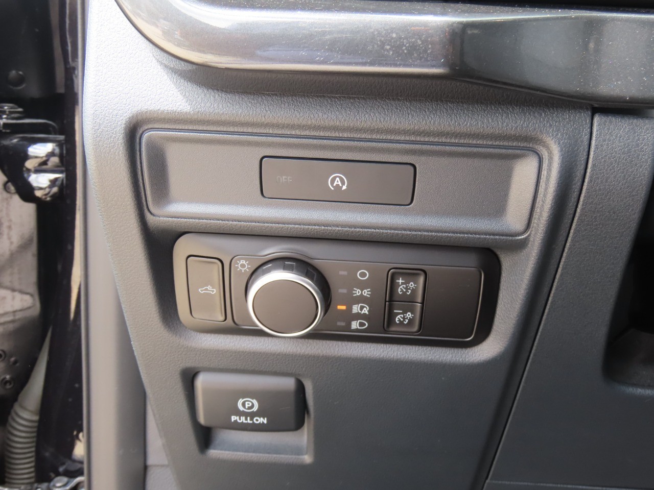 2025 Ford F-150 photo 25 of 29