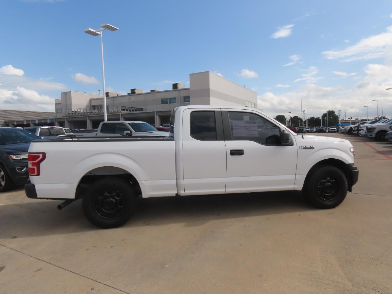 2019 Ford F-150 photo 9 of 28