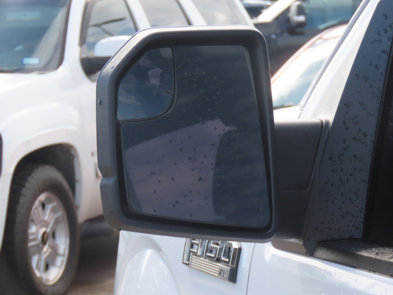 2019 Ford F-150 photo 17 of 28