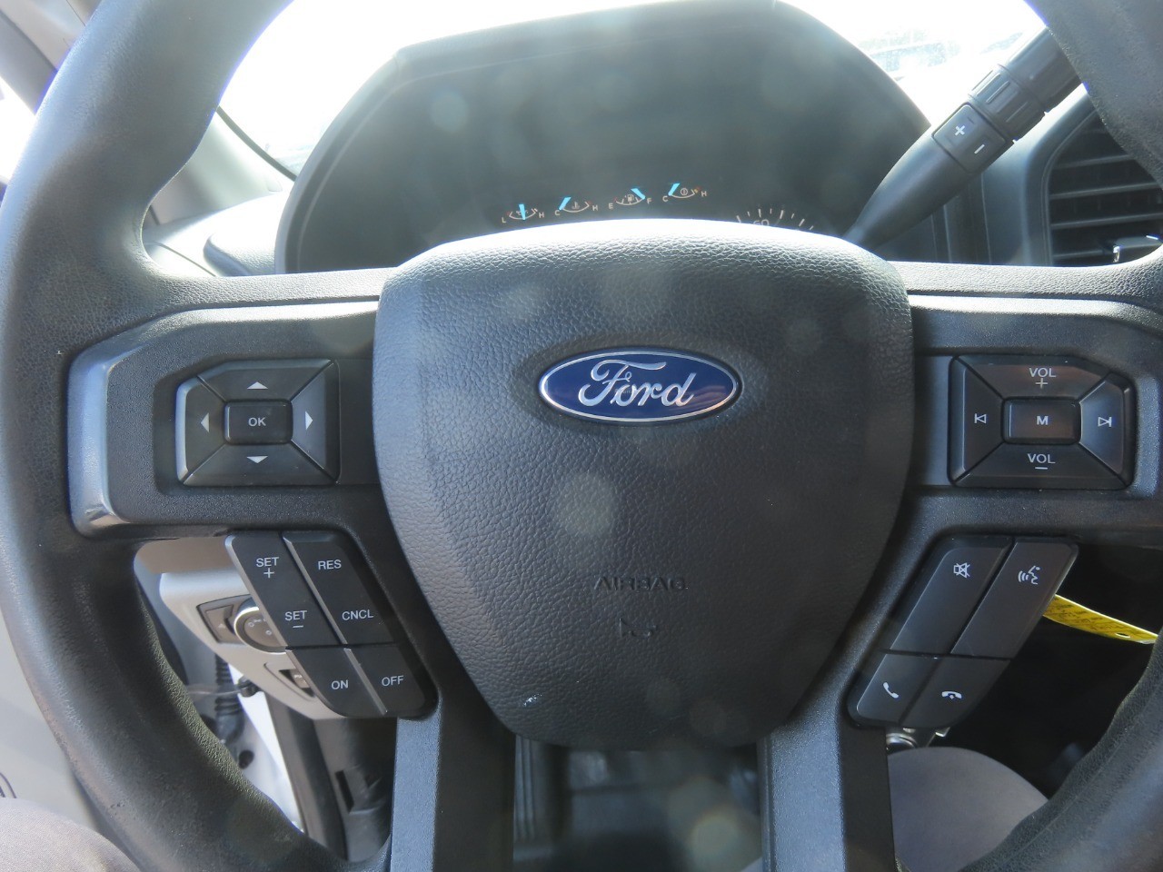 2019 Ford F-150 photo 24 of 28