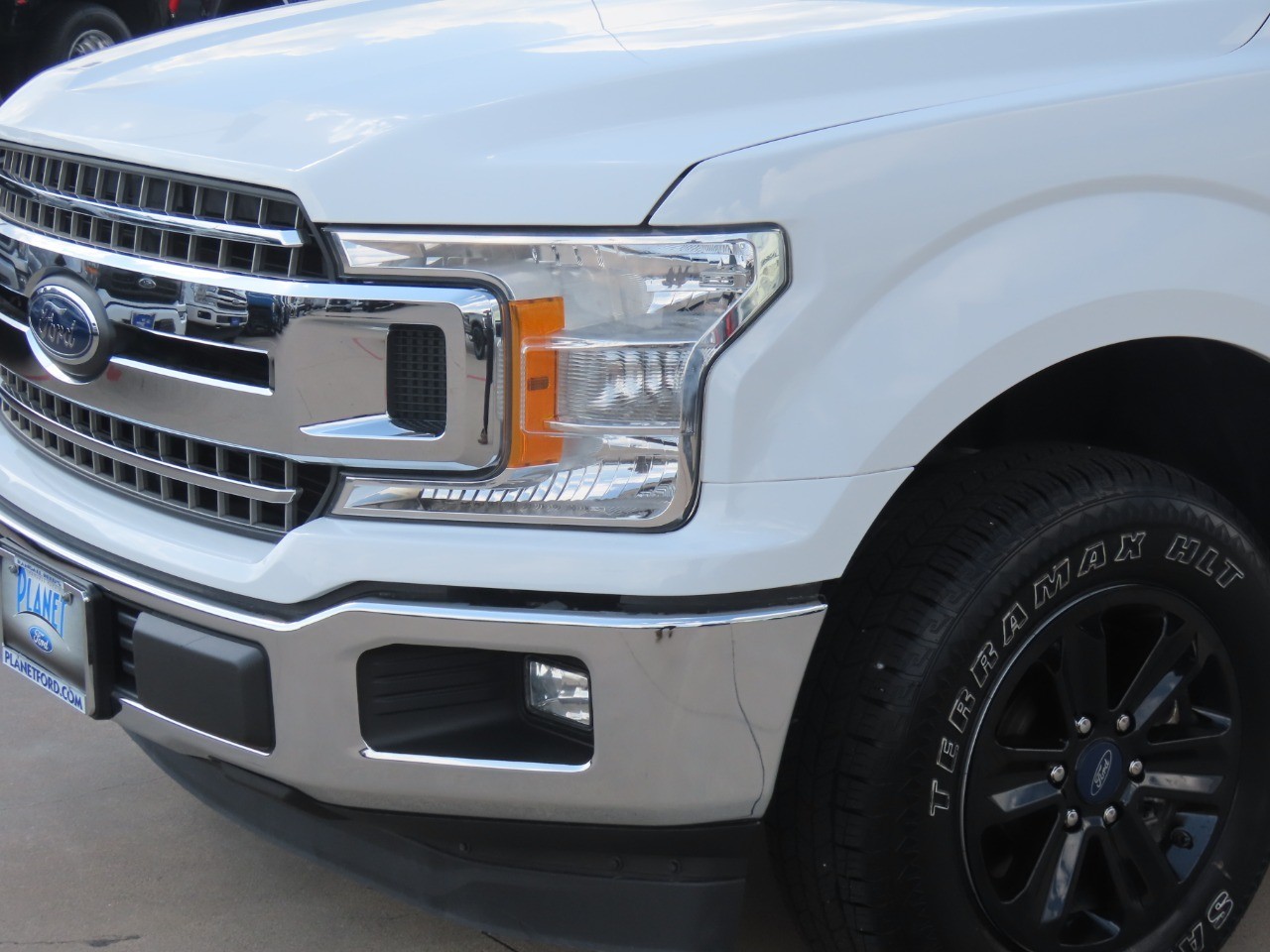 2019 Ford F-150 photo 3 of 30