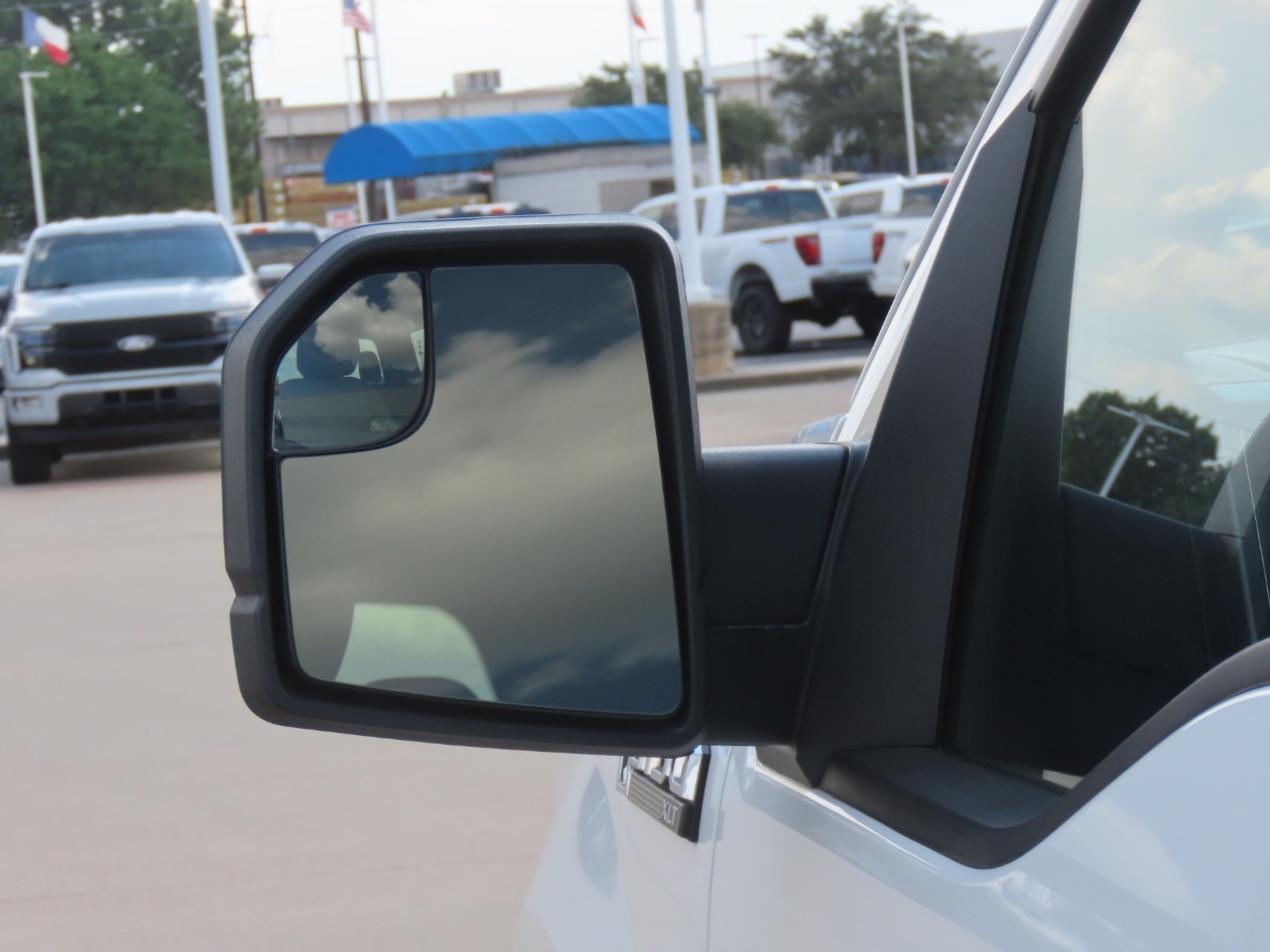2019 Ford F-150 photo 18 of 30
