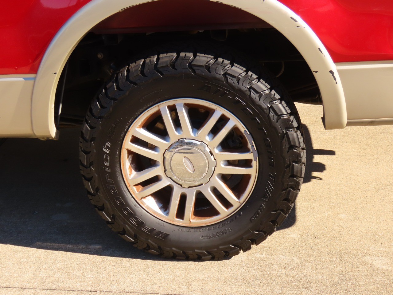 2010 Ford F-150 Lariat - 8