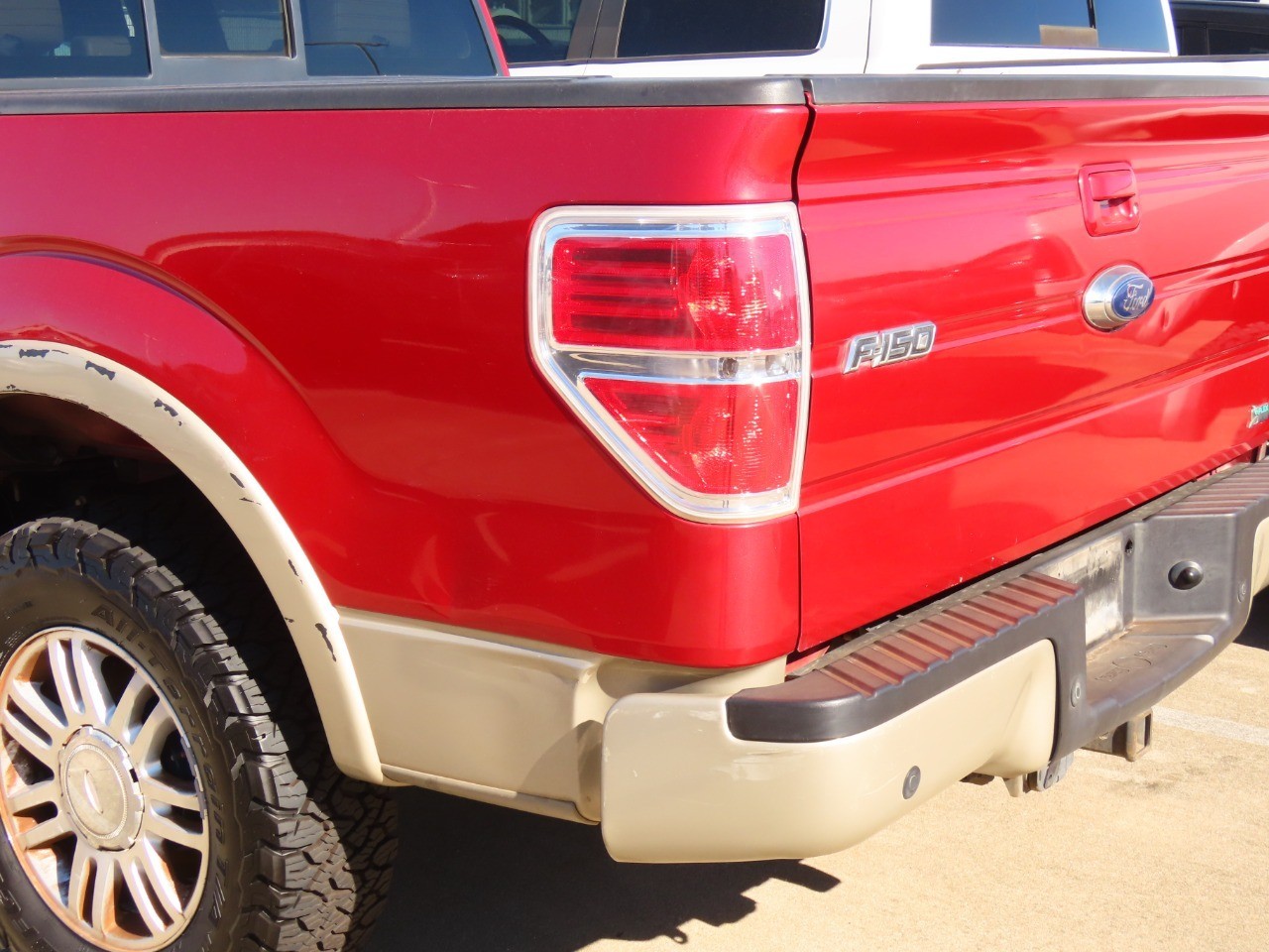 2010 Ford F-150 Lariat - 10