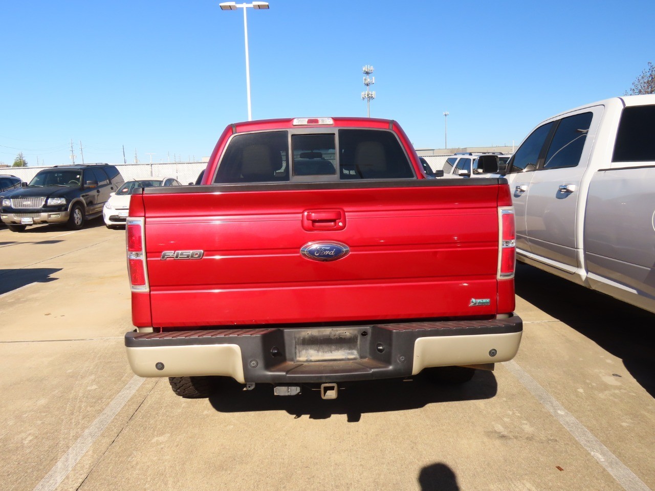 2010 Ford F-150 Lariat - 11