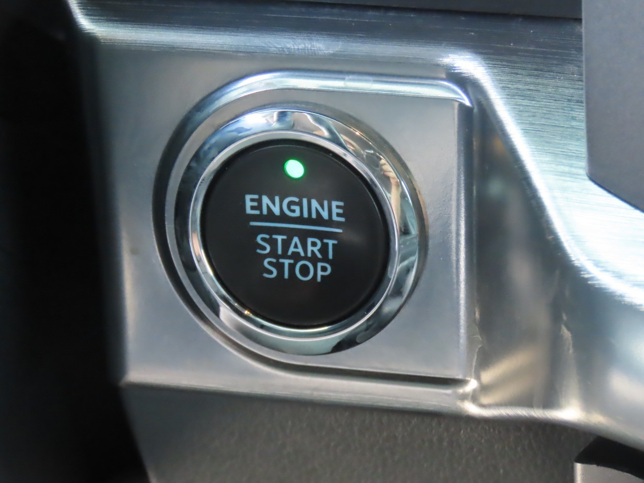 2021 Ford F-150 LARIAT Oxford White at Planet Ford