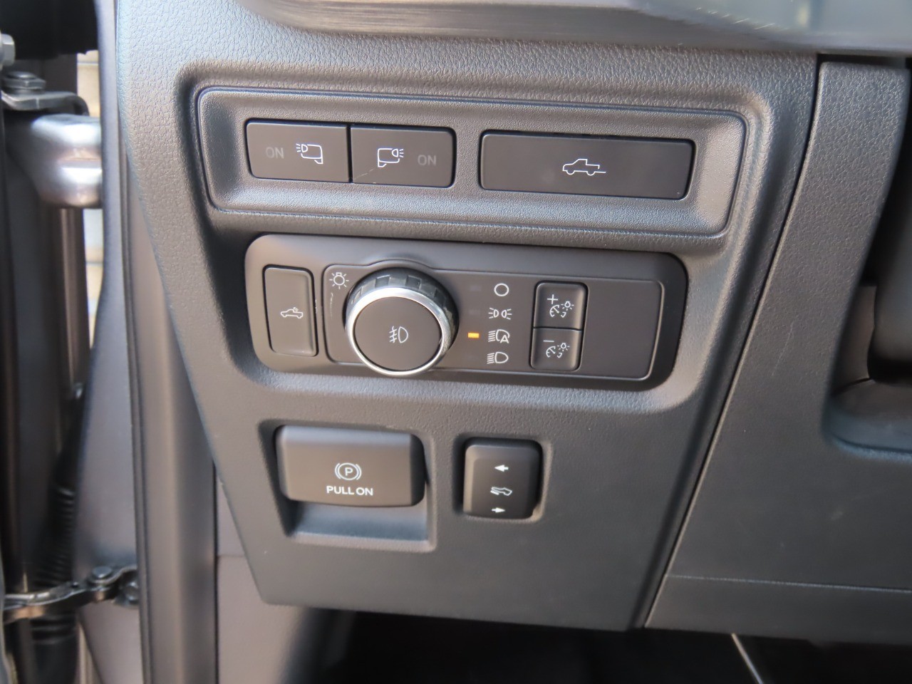 2022 Ford F-150 LARIAT Iconic Silver Metallic at Planet Ford
