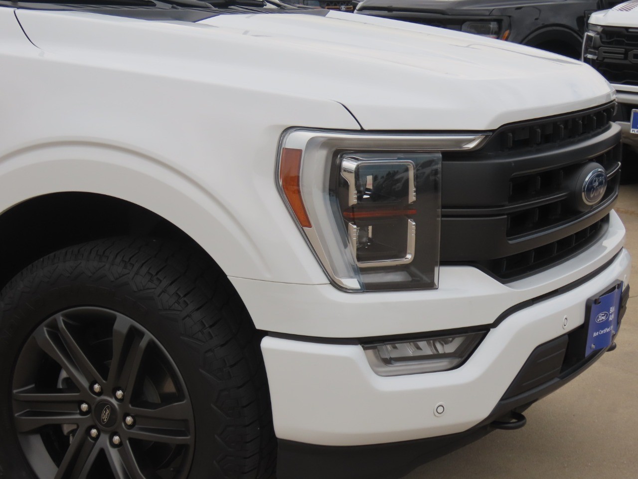 2022 Ford F-150 LARIAT Oxford White at Planet Ford