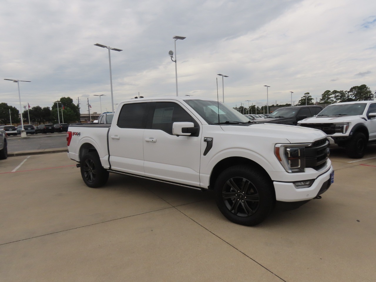 2022 Ford F-150 LARIAT Oxford White at Planet Ford