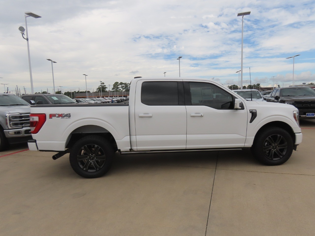 2022 Ford F-150 LARIAT Oxford White at Planet Ford