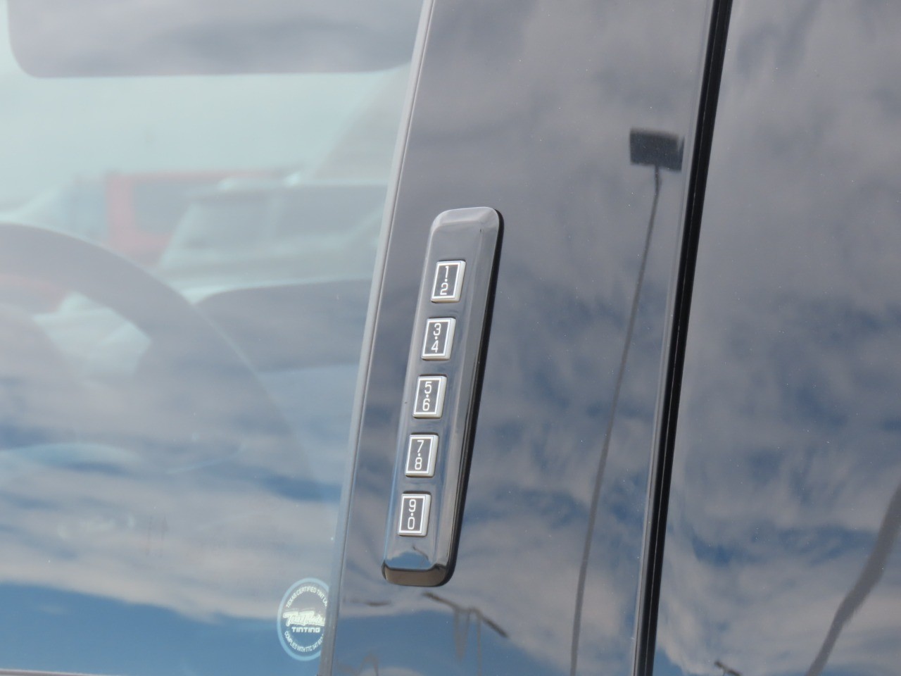 2022 Ford F-150 LARIAT Oxford White at Planet Ford