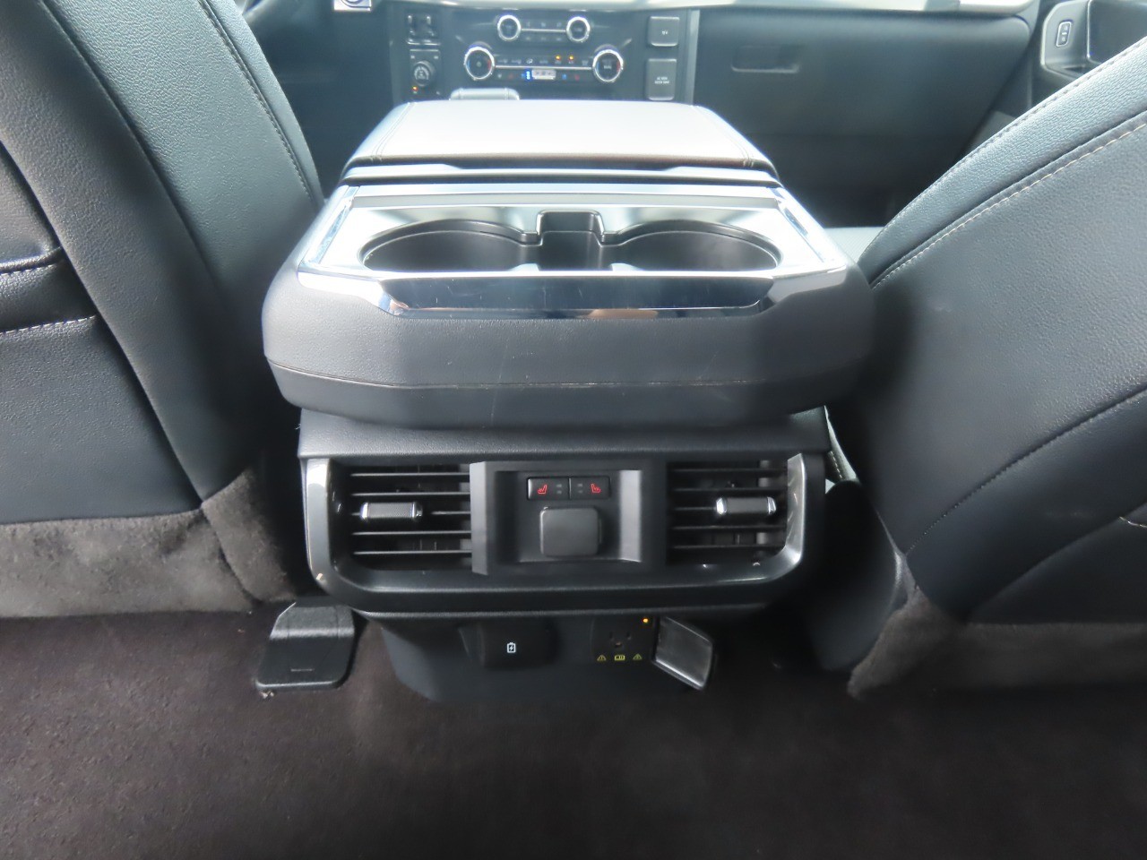 2022 Ford F-150 LARIAT Oxford White at Planet Ford