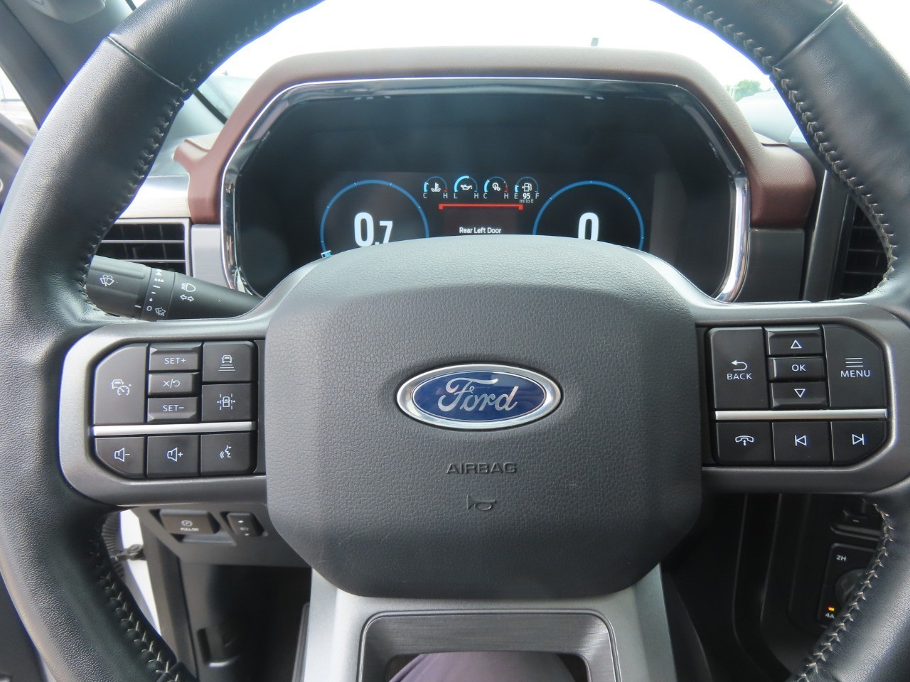 2022 Ford F-150 LARIAT Oxford White at Planet Ford
