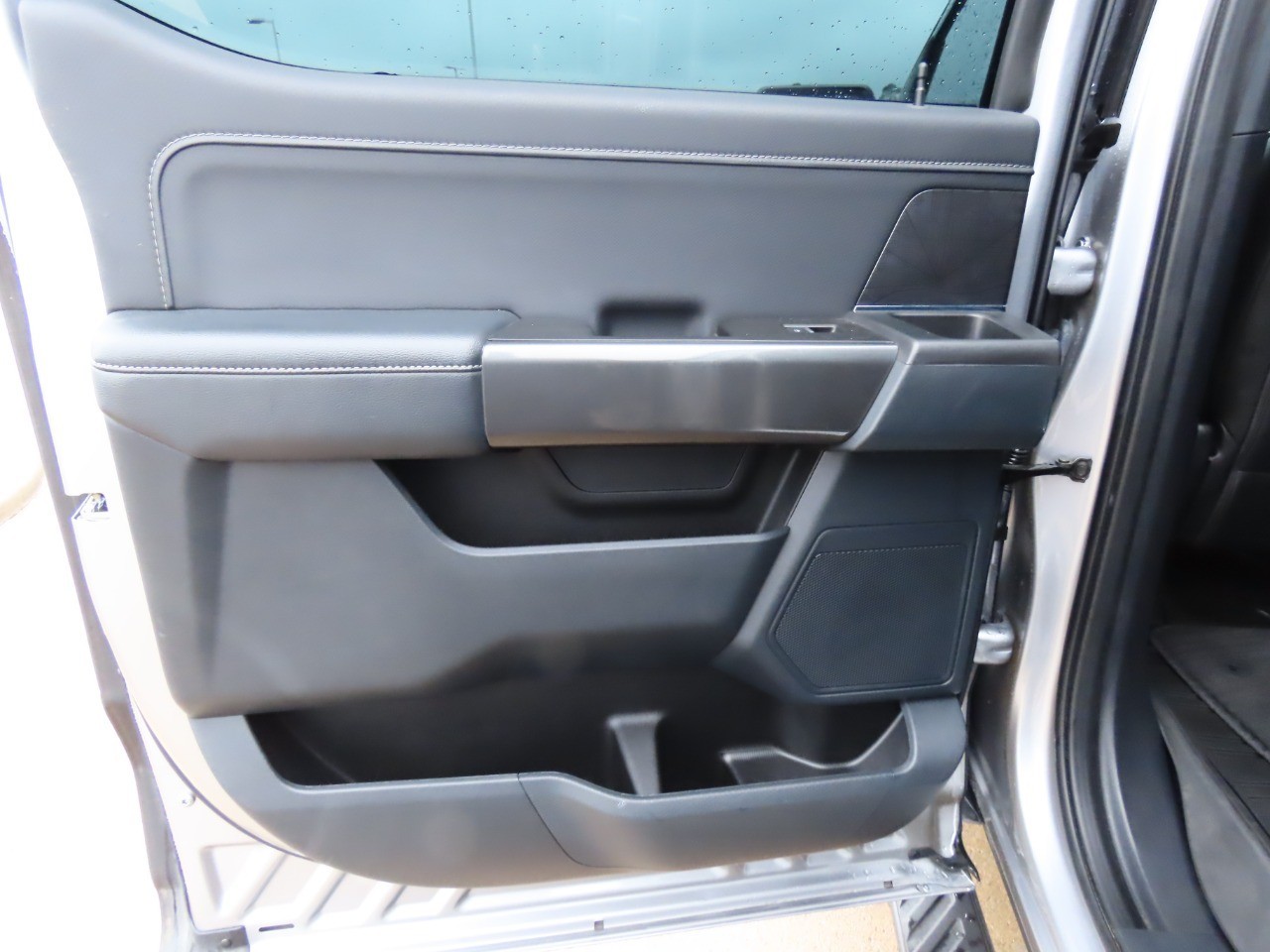 2022 Ford F-150 XLT Iconic Silver Metallic at Planet Ford