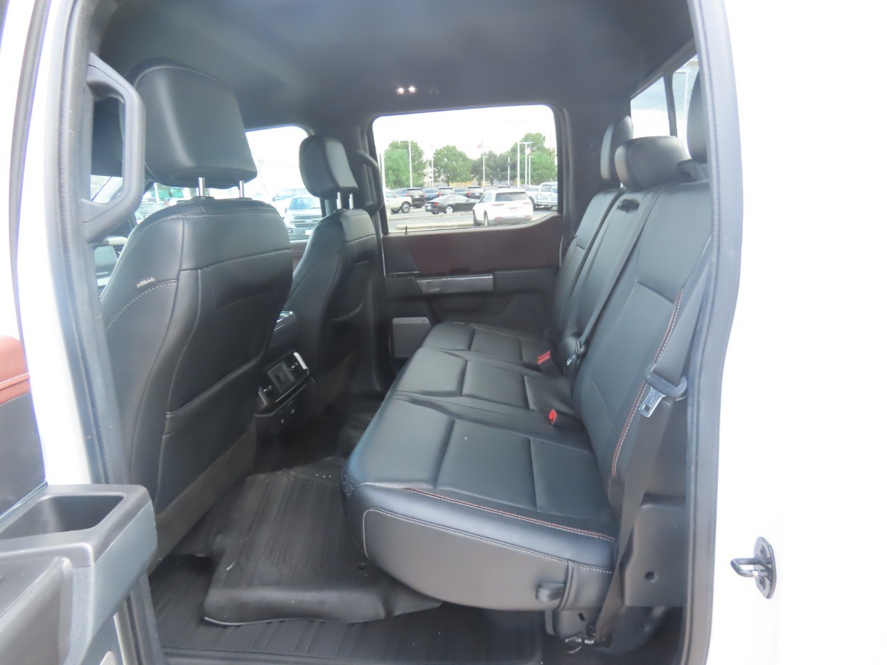 2022 Ford F-150 LARIAT Oxford White at Planet Ford