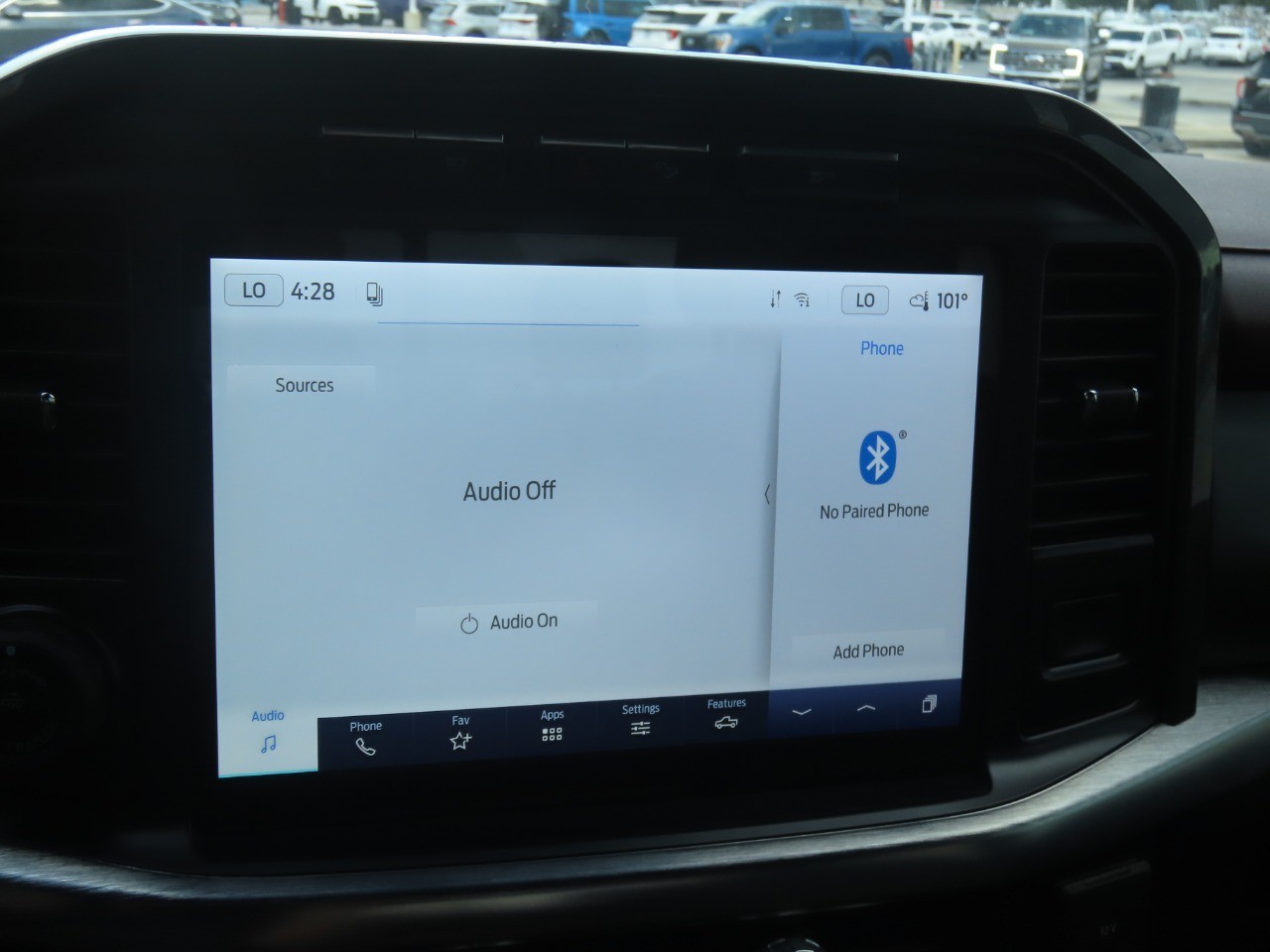 2022 Ford F-150 LARIAT Oxford White at Planet Ford