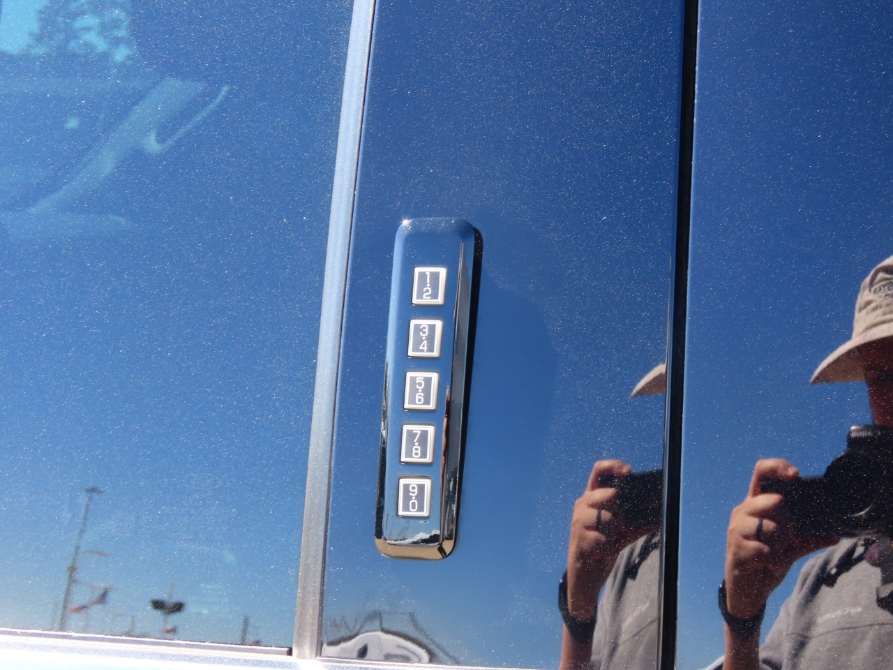 used 2021 Ford F-150 car, priced at $38,999