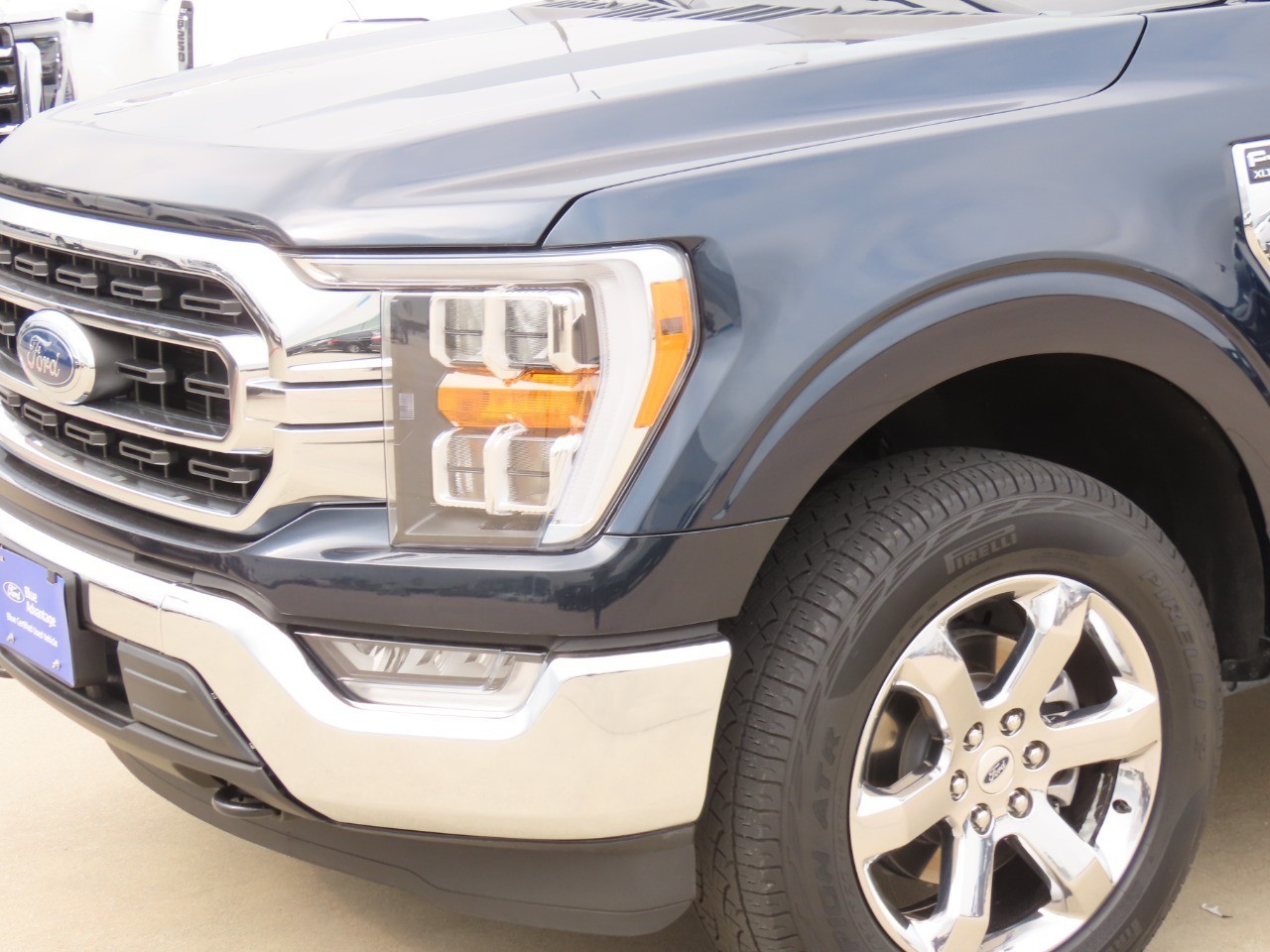 2023 Ford F-150 XLT - 2