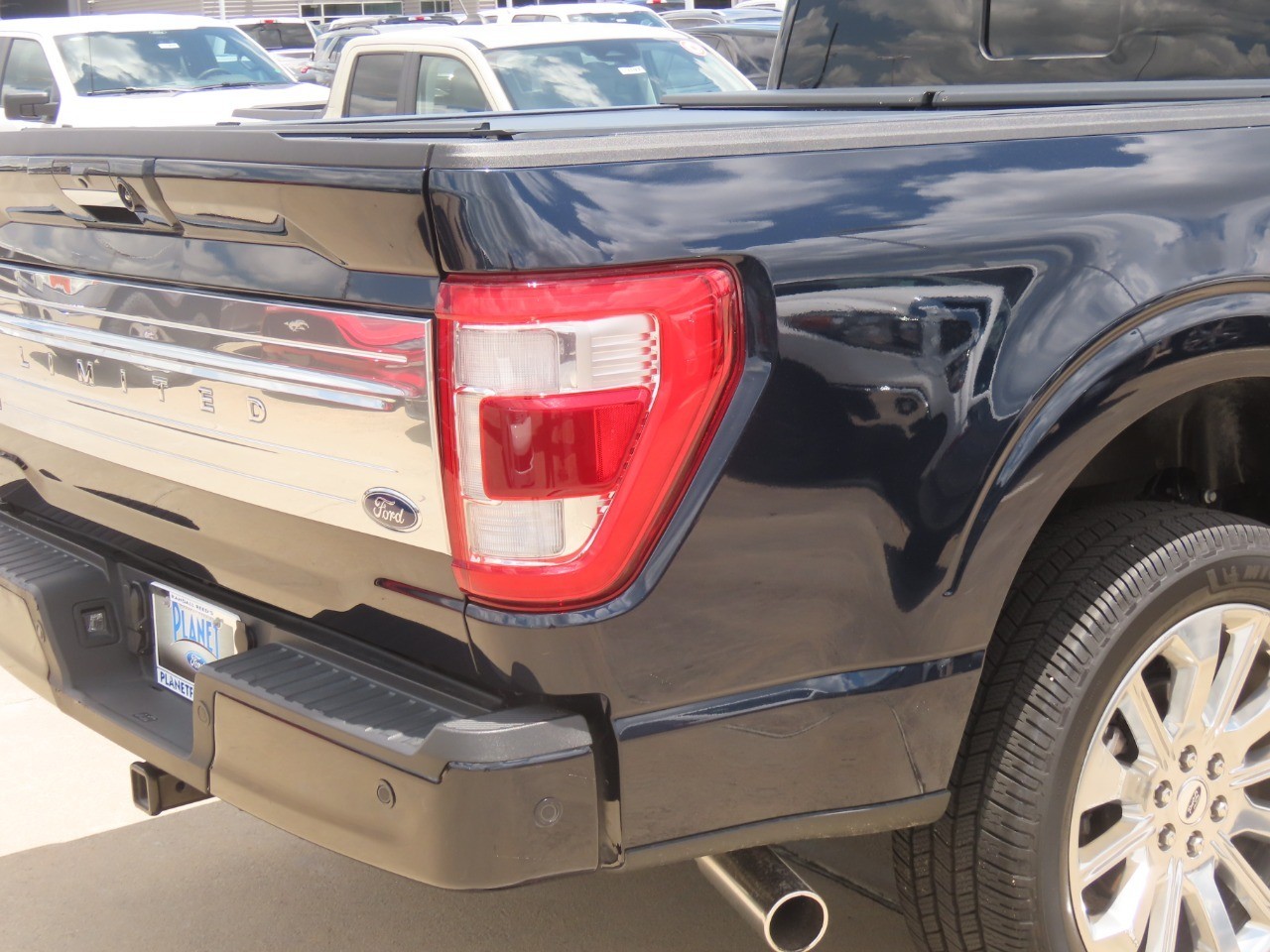 2023 Ford F-150 Limited - 11