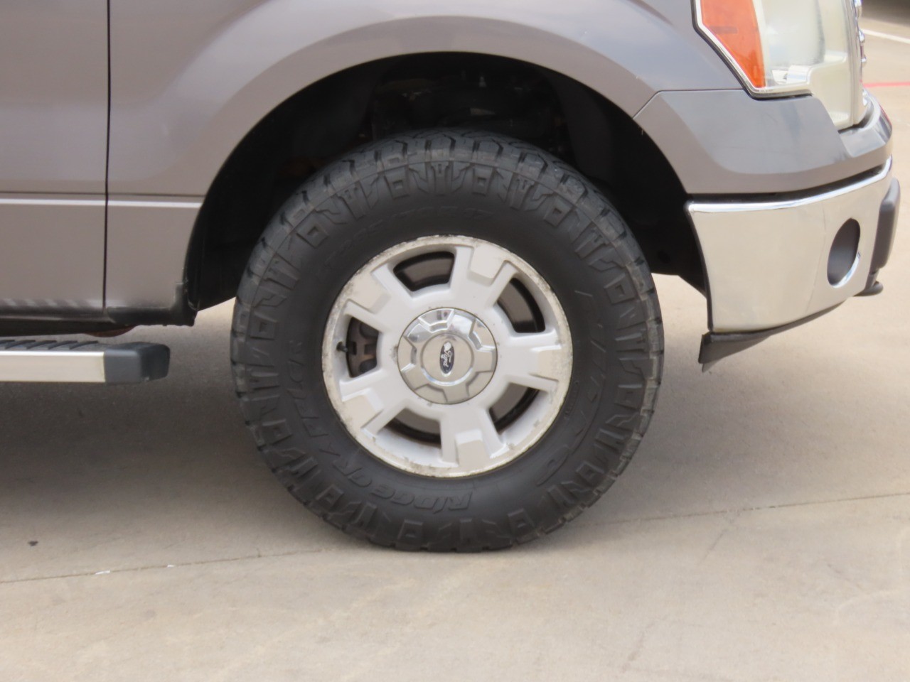 2014 Ford F-150 XLT - 8