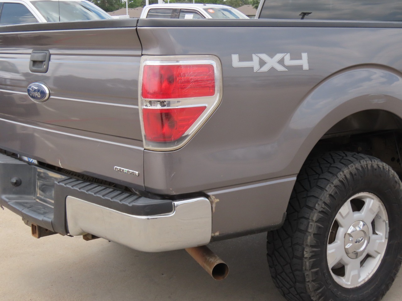 2014 Ford F-150 XLT - 11