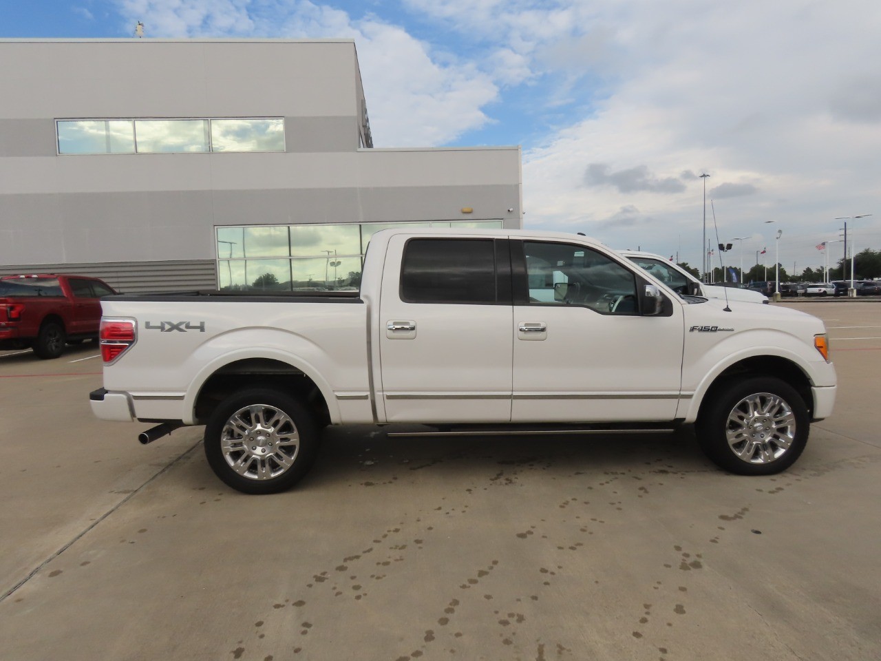 2011 Ford F-150 XLT - 9