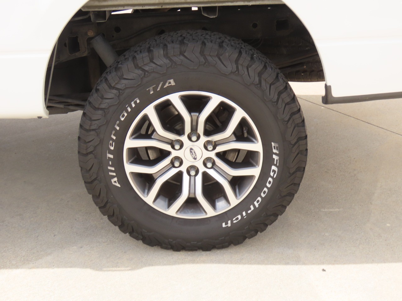 used 2013 Ford F-150 car, priced at $8,999