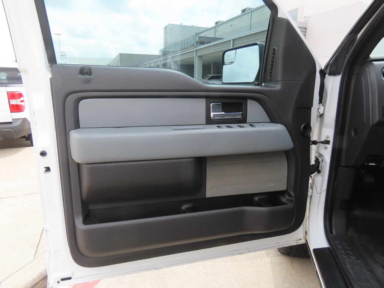 used 2013 Ford F-150 car, priced at $8,999