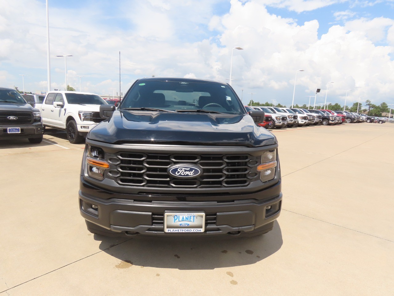 2025 Ford F-150 photo 5 of 31