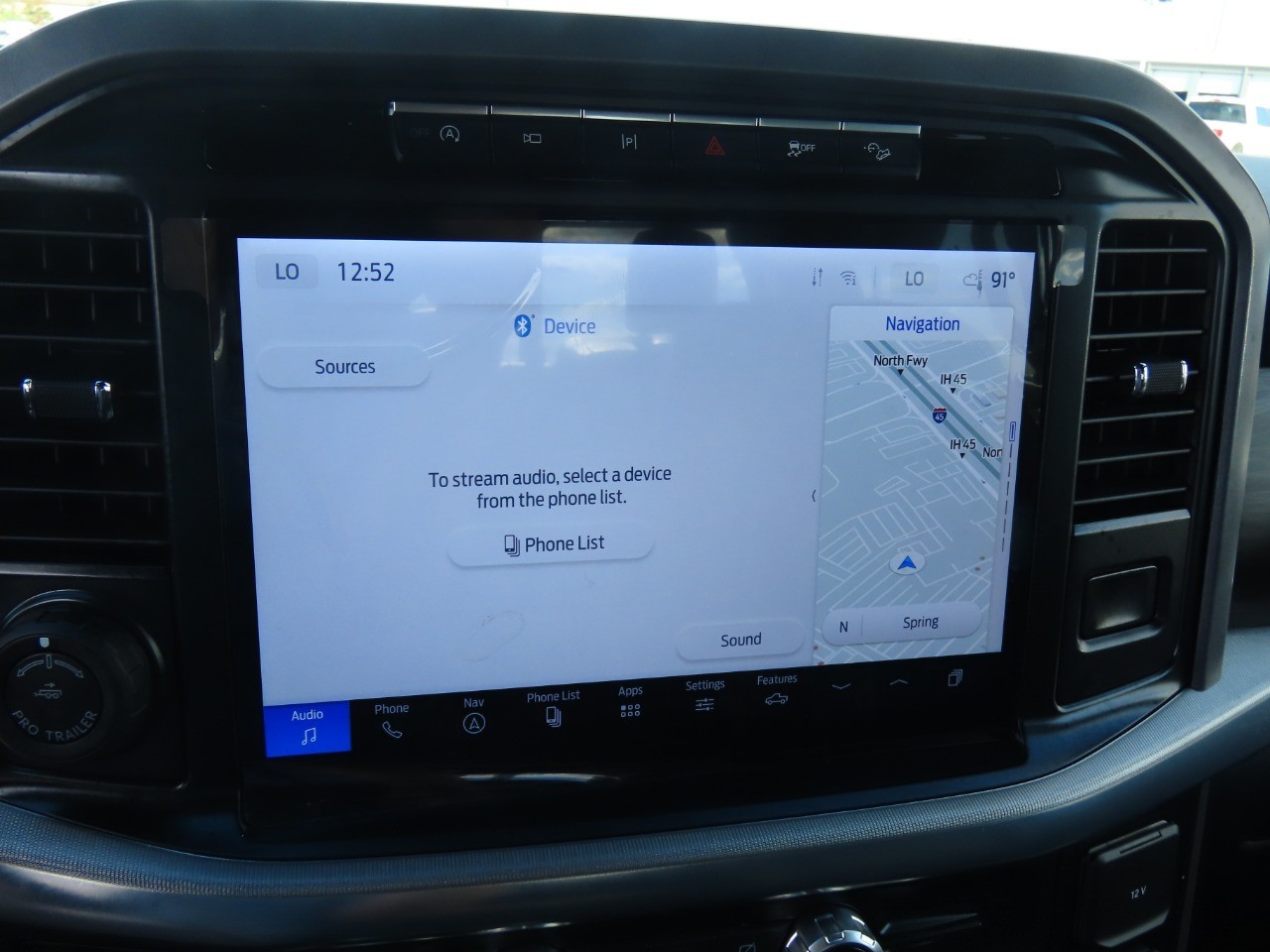 2024 Ford F-150 LARIAT Oxford White at Planet Ford