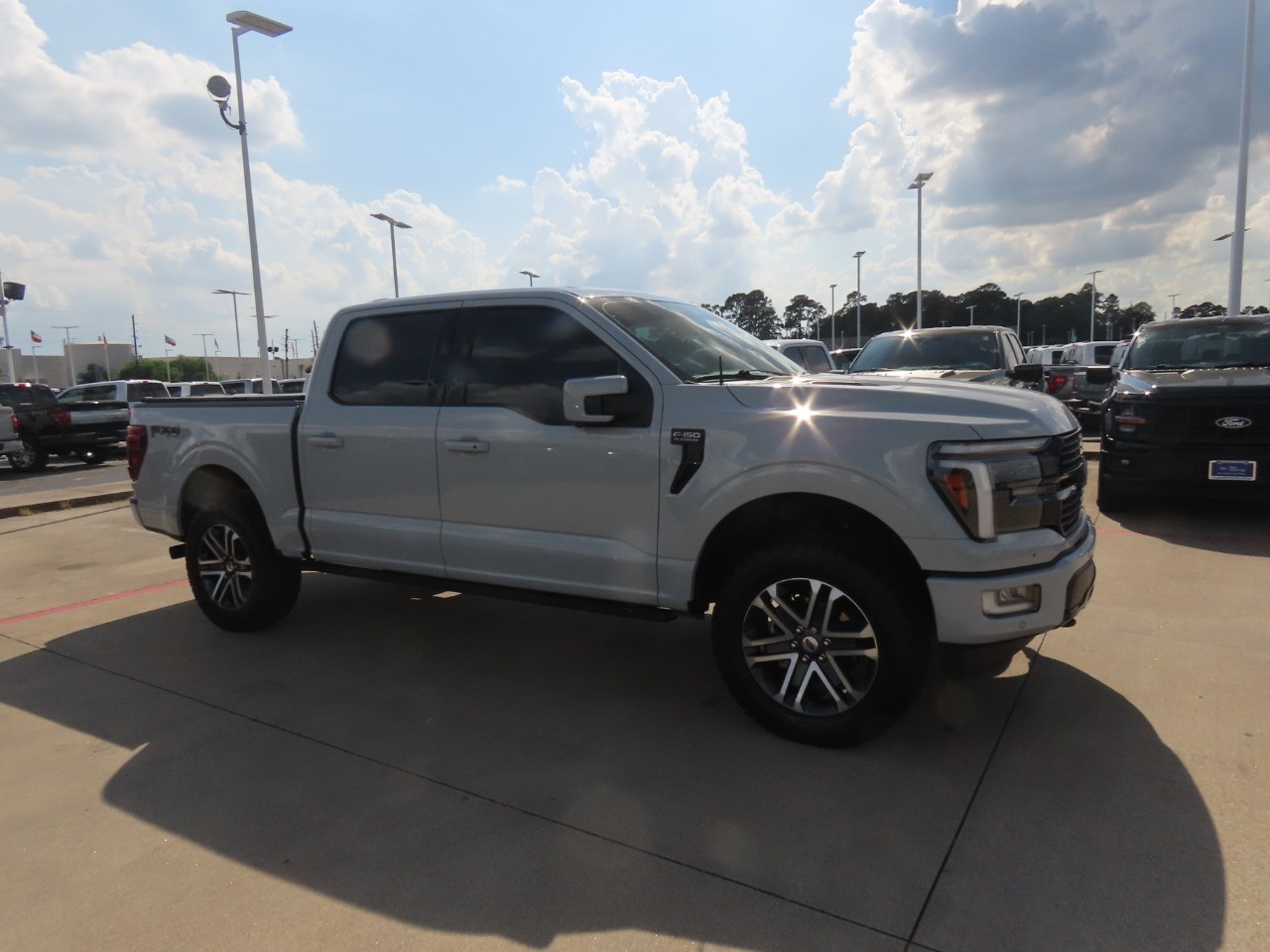 2024 Ford F-150 photo 6 of 31